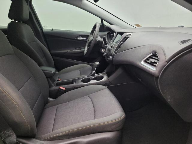 Photo of 2019 Black Chevrolet Cruze