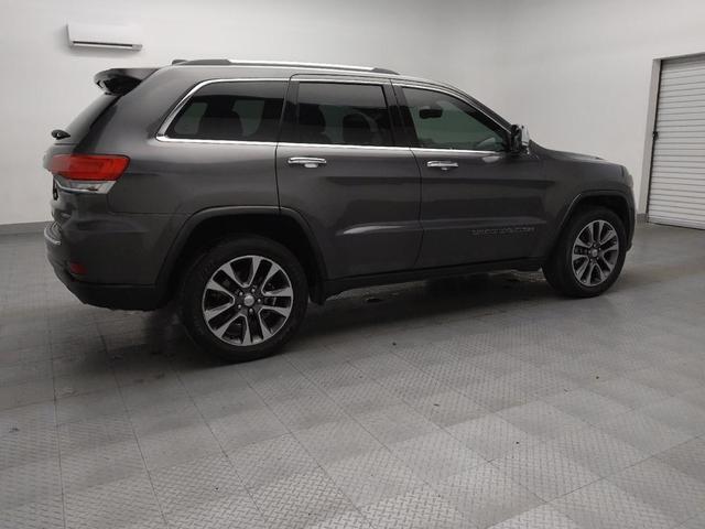 Photo of 2018 Granite Crystal Metallic Clearcoat Jeep Grand Cherokee