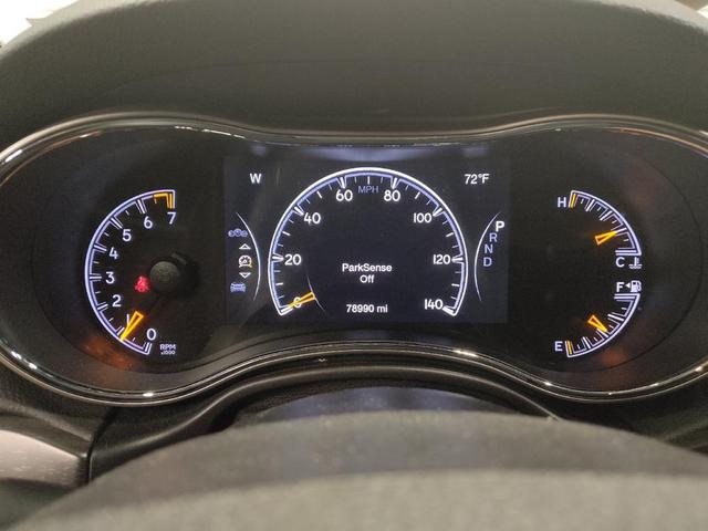 Photo of 2018 Granite Crystal Metallic Clearcoat Jeep Grand Cherokee