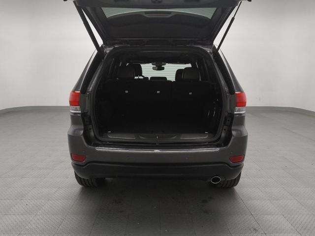 Photo of 2018 Granite Crystal Metallic Clearcoat Jeep Grand Cherokee