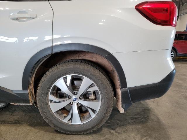 Photo of 2020 Crystal White Pearl Subaru Ascent