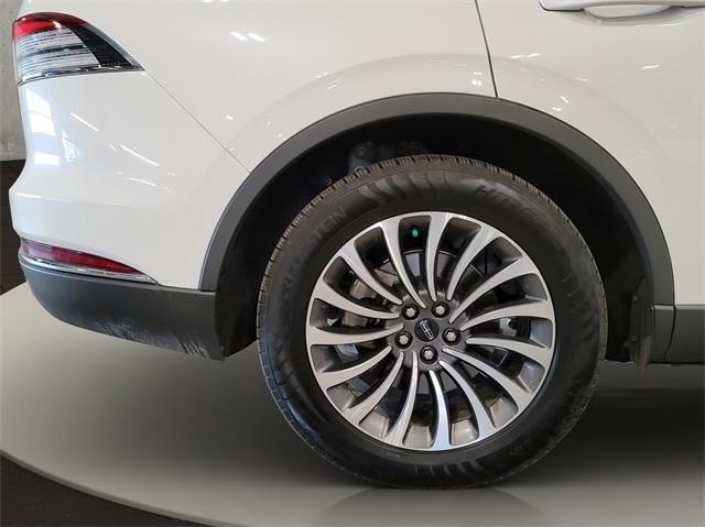 Photo of 2020 Pristine White Lincoln Aviator