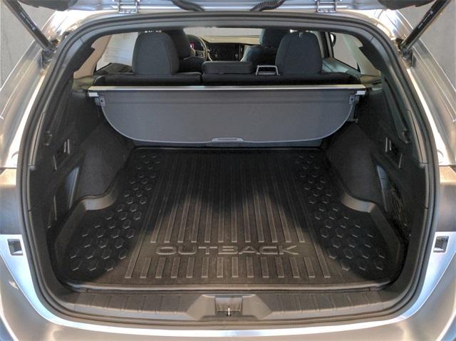 Photo of 2025 Ice Silver Metallic Subaru Outback
