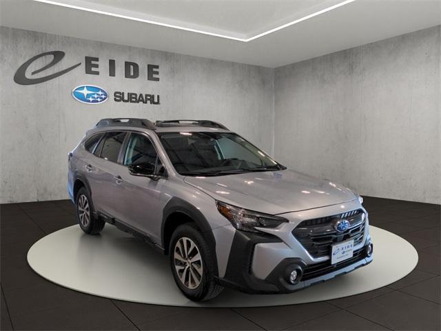 Photo of 2025 Ice Silver Metallic Subaru Outback