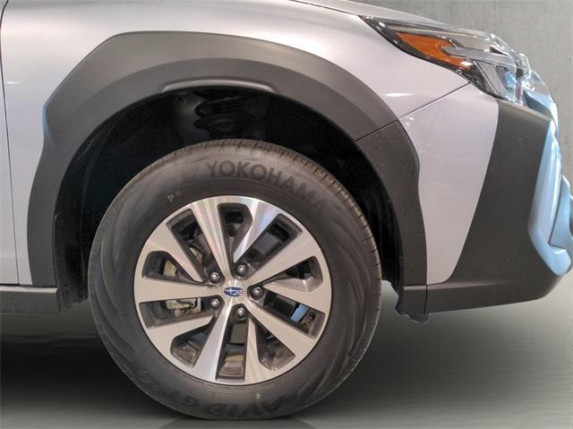 Photo of 2025 Ice Silver Metallic Subaru Outback