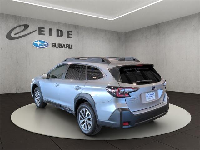 Photo of 2025 Ice Silver Metallic Subaru Outback