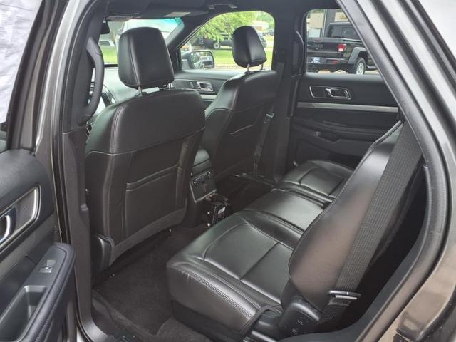 Photo of 2019 Magnetic Ford Explorer