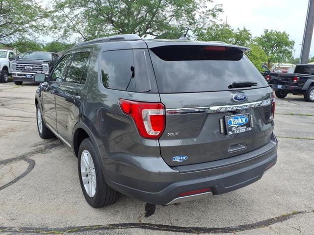 Photo of 2019 Magnetic Ford Explorer