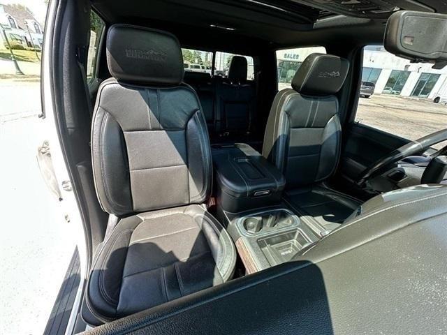Photo of 2019 Iridescent Pearl Tricoat Chevrolet Silverado 1500
