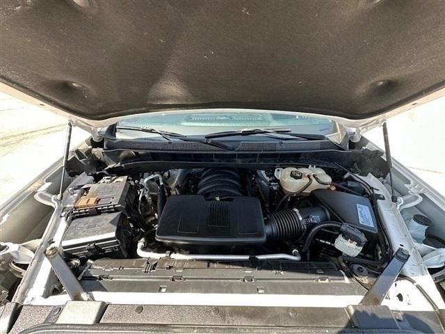 Photo of 2019 Iridescent Pearl Tricoat Chevrolet Silverado 1500