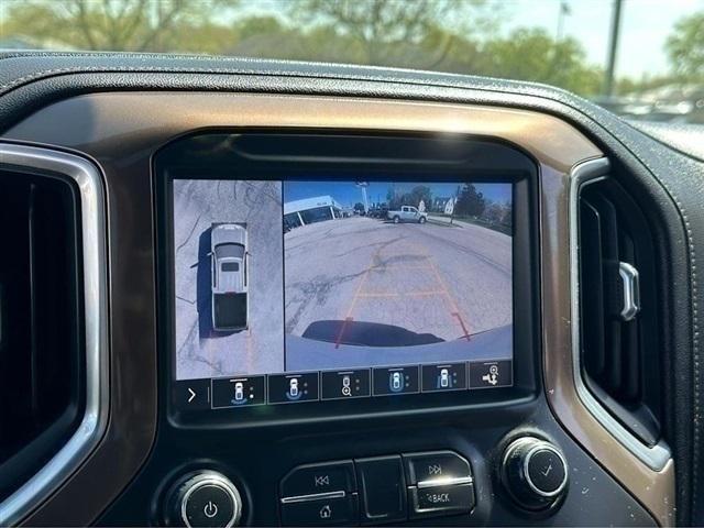 Photo of 2019 Iridescent Pearl Tricoat Chevrolet Silverado 1500