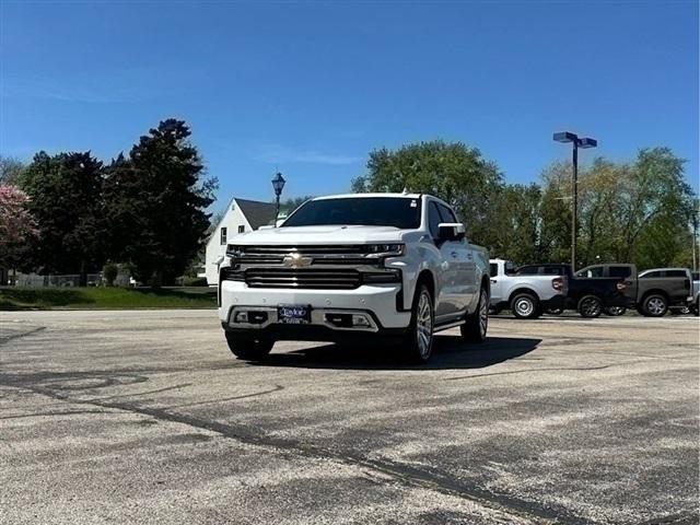 Photo of 2019 Iridescent Pearl Tricoat Chevrolet Silverado 1500