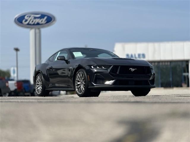 Photo of 2024 Gray Metallic Ford Mustang