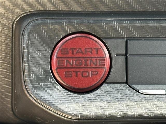 Photo of 2024 Gray Metallic Ford Mustang