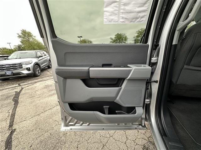 Photo of 2023 Silver Metallic Ford F-150