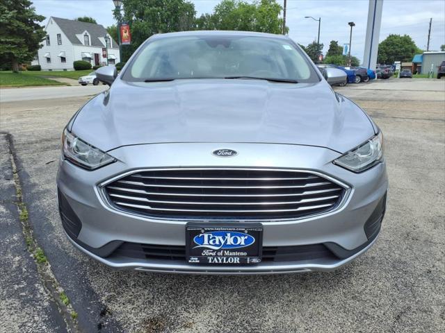 Photo of 2020 Iconic Silver Metallic Ford Fusion