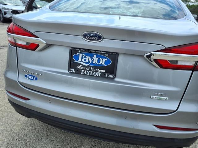 Photo of 2020 Iconic Silver Metallic Ford Fusion