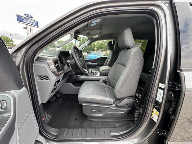 Photo of 2025 Gray Ford F-150 Lightning