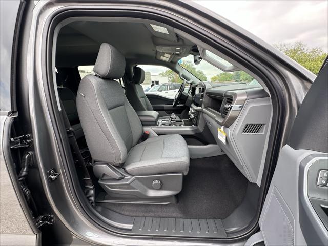 Photo of 2025 Gray Ford F-150 Lightning