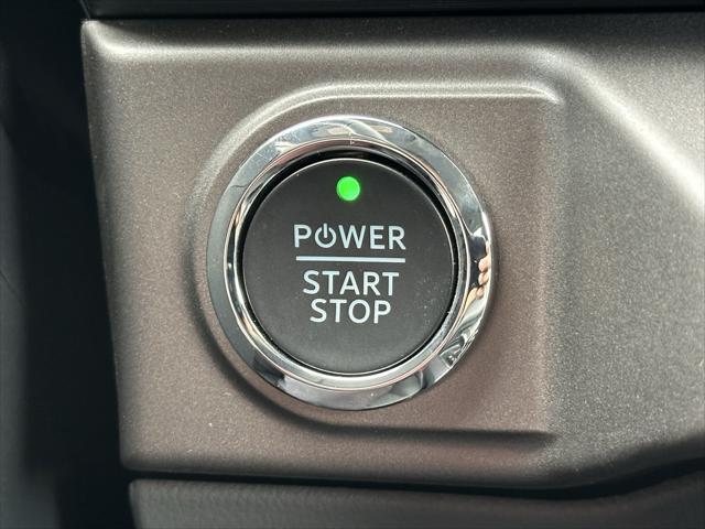 Photo of 2025 Gray Ford F-150 Lightning