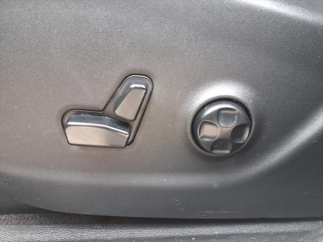 Photo of 2019 Billet Silver Metallic Clearcoat Jeep Cherokee
