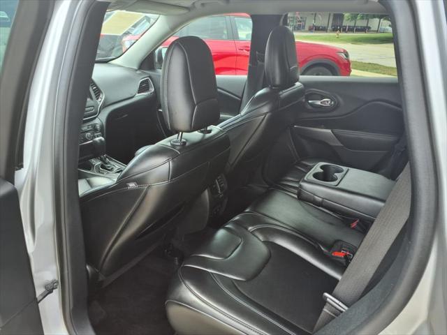 Photo of 2019 Billet Silver Metallic Clearcoat Jeep Cherokee