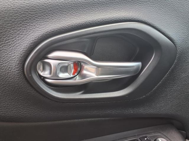 Photo of 2019 Billet Silver Metallic Clearcoat Jeep Cherokee
