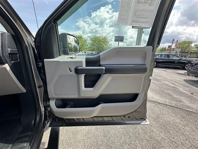 Photo of 2017 Magnetic Ford F-150