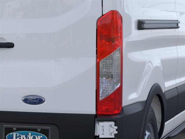 Photo of 2025 Oxford White Ford Transit-350