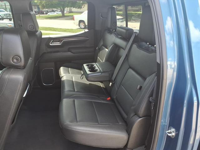 Photo of 2024 Downpour Metallic GMC Sierra 1500