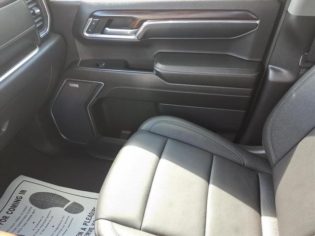 Photo of 2024 Downpour Metallic GMC Sierra 1500