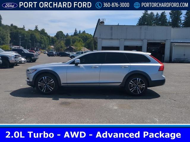 Photo of 2019 Bright Silver Metallic Volvo V90 Cross Country