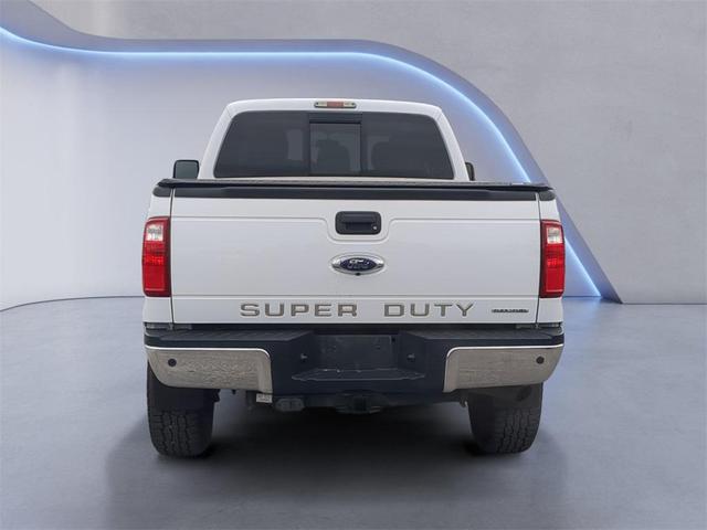 Photo of 2016 Oxford White Ford F-250