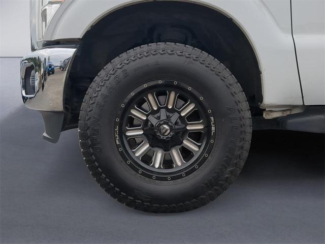 Photo of 2016 Oxford White Ford F-250