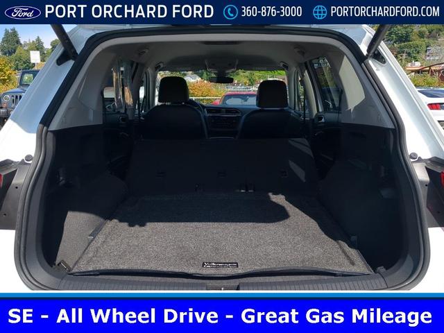 Photo of 2024 Pure White Volkswagen Tiguan
