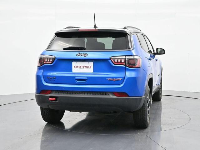 Photo of 2021 Laser Blue Jeep Compass