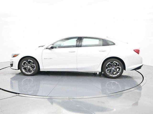 Photo of 2024 Summit White Chevrolet Malibu