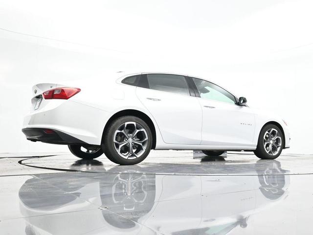 Photo of 2024 Summit White Chevrolet Malibu