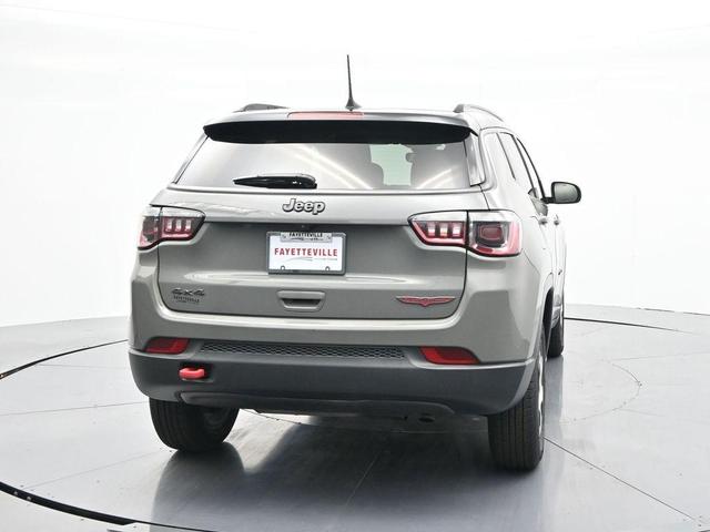 Photo of 2022 Sting Gray Clearcoat Jeep Compass