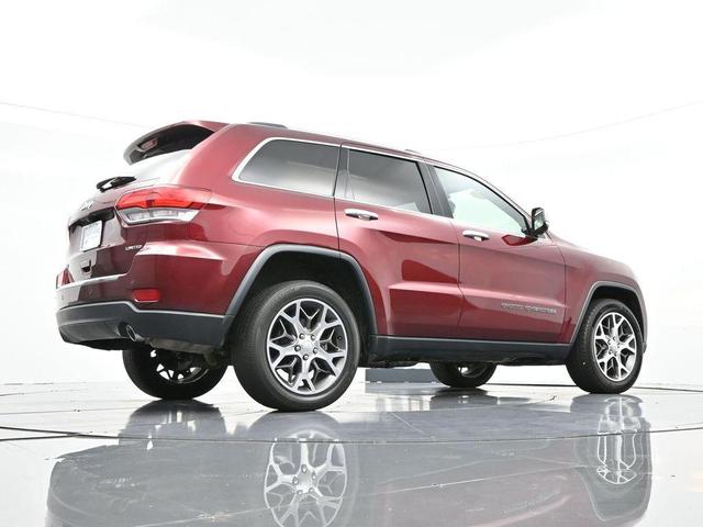 Photo of 2021 Velvet Red Pearlcoat Jeep Grand Cherokee