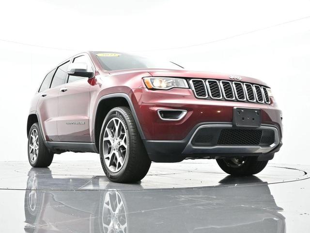 Photo of 2021 Velvet Red Pearlcoat Jeep Grand Cherokee