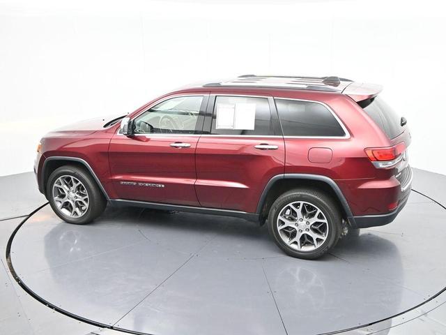 Photo of 2021 Velvet Red Pearlcoat Jeep Grand Cherokee