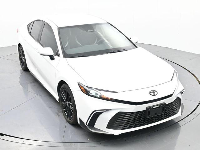 Photo of 2025 Ice Toyota Camry