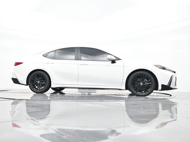 Photo of 2025 Ice Toyota Camry