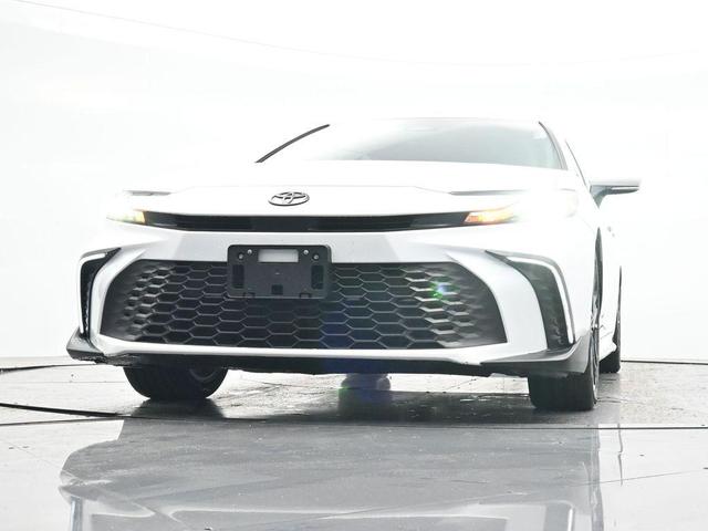 Photo of 2025 Ice Toyota Camry