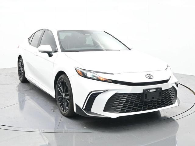 Photo of 2025 Ice Toyota Camry