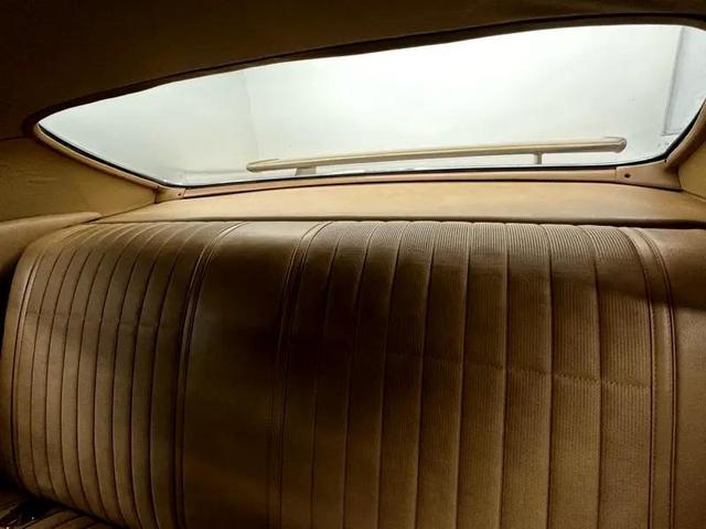 Photo of 1970 Gold Pontiac GTO