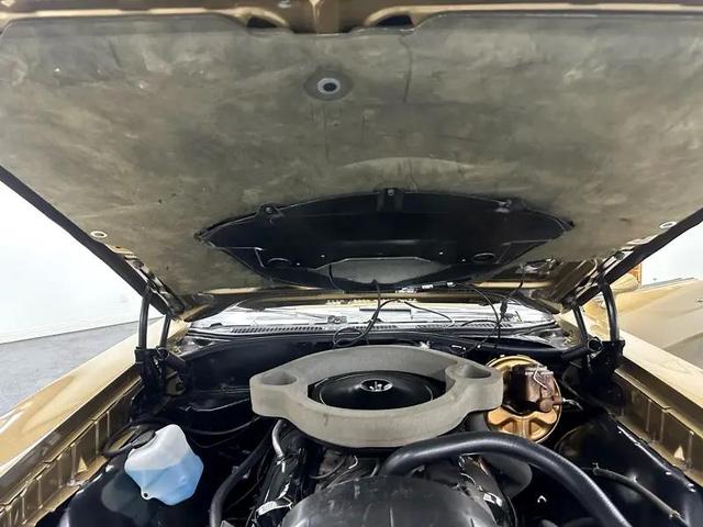Photo of 1970 Gold Pontiac GTO