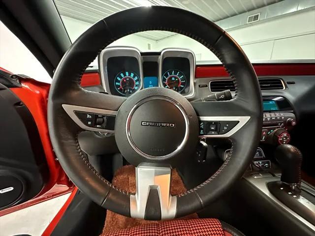 Photo of 2011 Orange Chevrolet Camaro