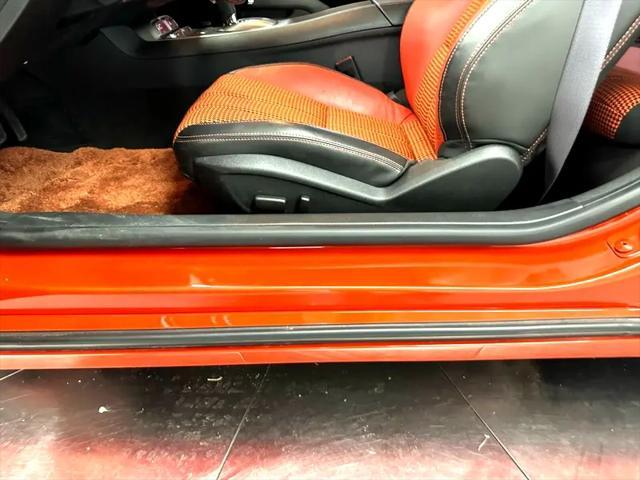 Photo of 2011 Orange Chevrolet Camaro
